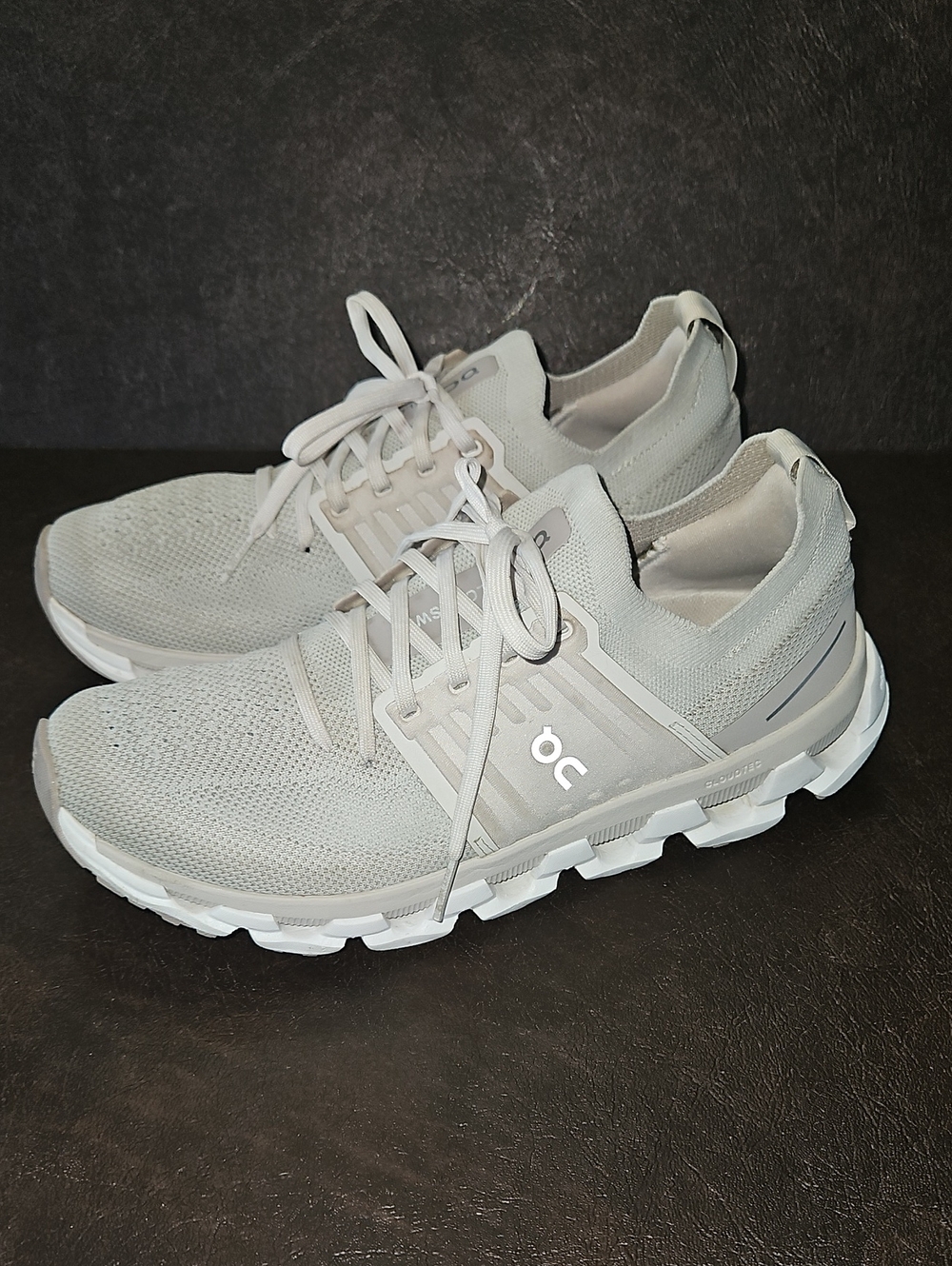 Oncloud Cloudswift 3 Pearl Fog Running Shoes in Light Gray and White Size 9.5